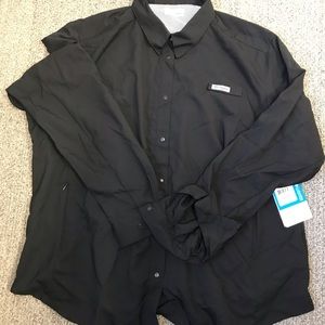 Women’s Columbia shirt. NWT. Only $30